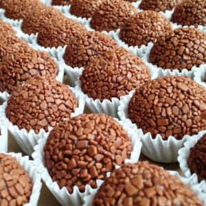 GOURMET MILK CHOCOLATE BRIGADEIRO