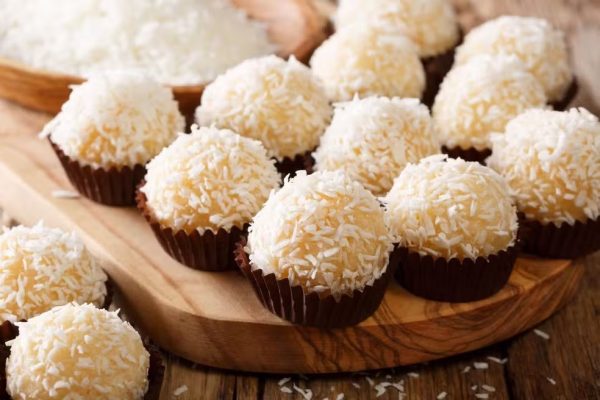 GOURMET COCONUT BRIGADEIRO - Image 2