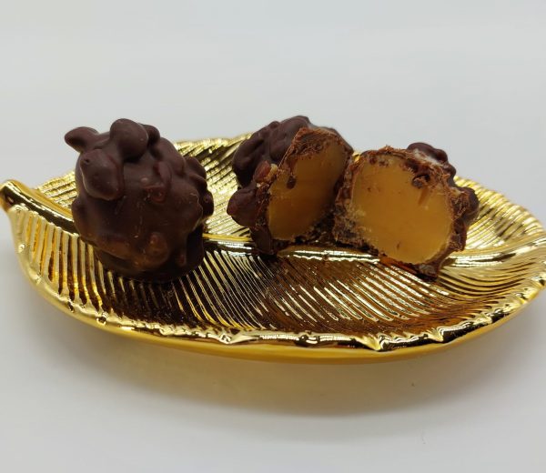 GOURMET CRUNCHY CARAMEL BRIGADEIRO - Image 2